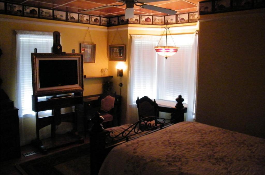 Book Nook Inn Lumberton Phòng bức ảnh