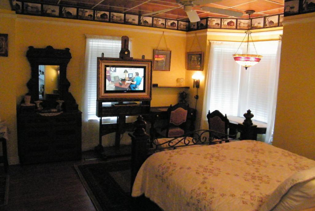 Book Nook Inn Lumberton Phòng bức ảnh