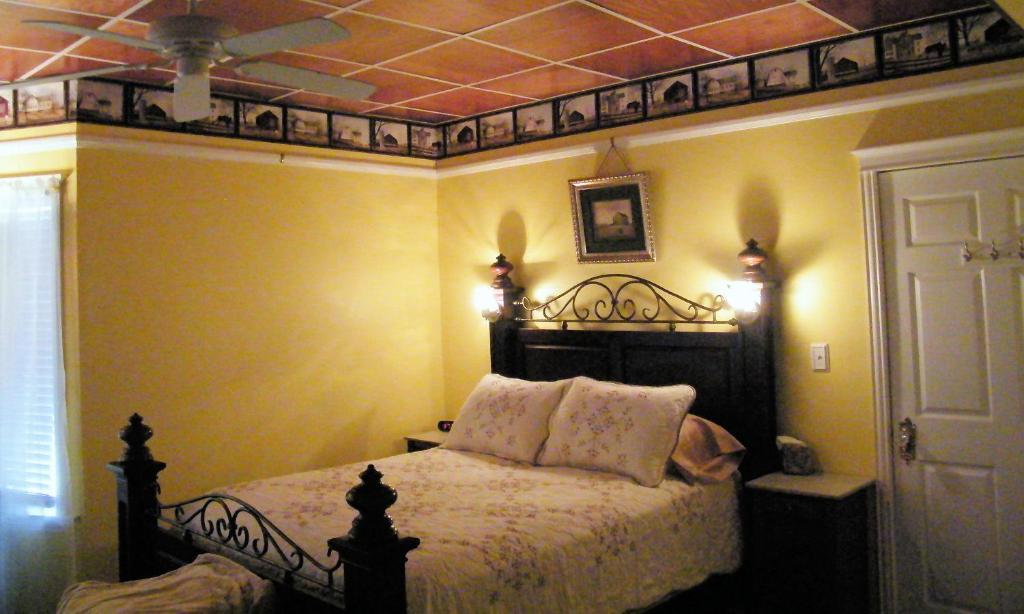 Book Nook Inn Lumberton Phòng bức ảnh