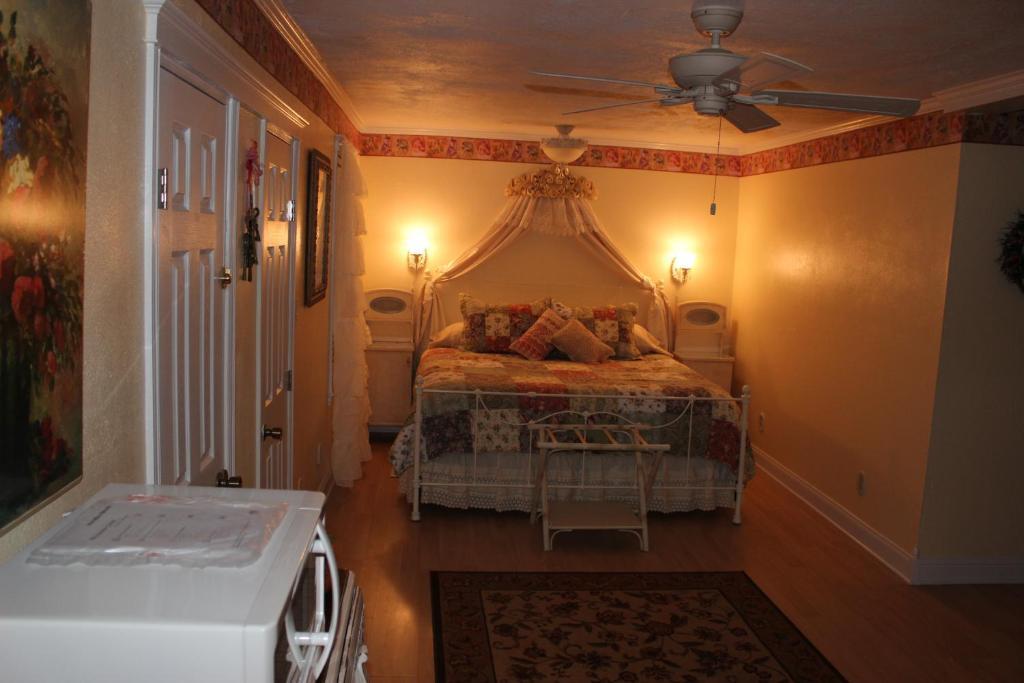 Book Nook Inn Lumberton Phòng bức ảnh